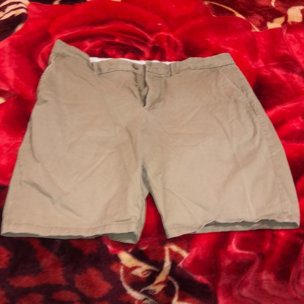 OLD NAVY, tan/beige cargo shorts